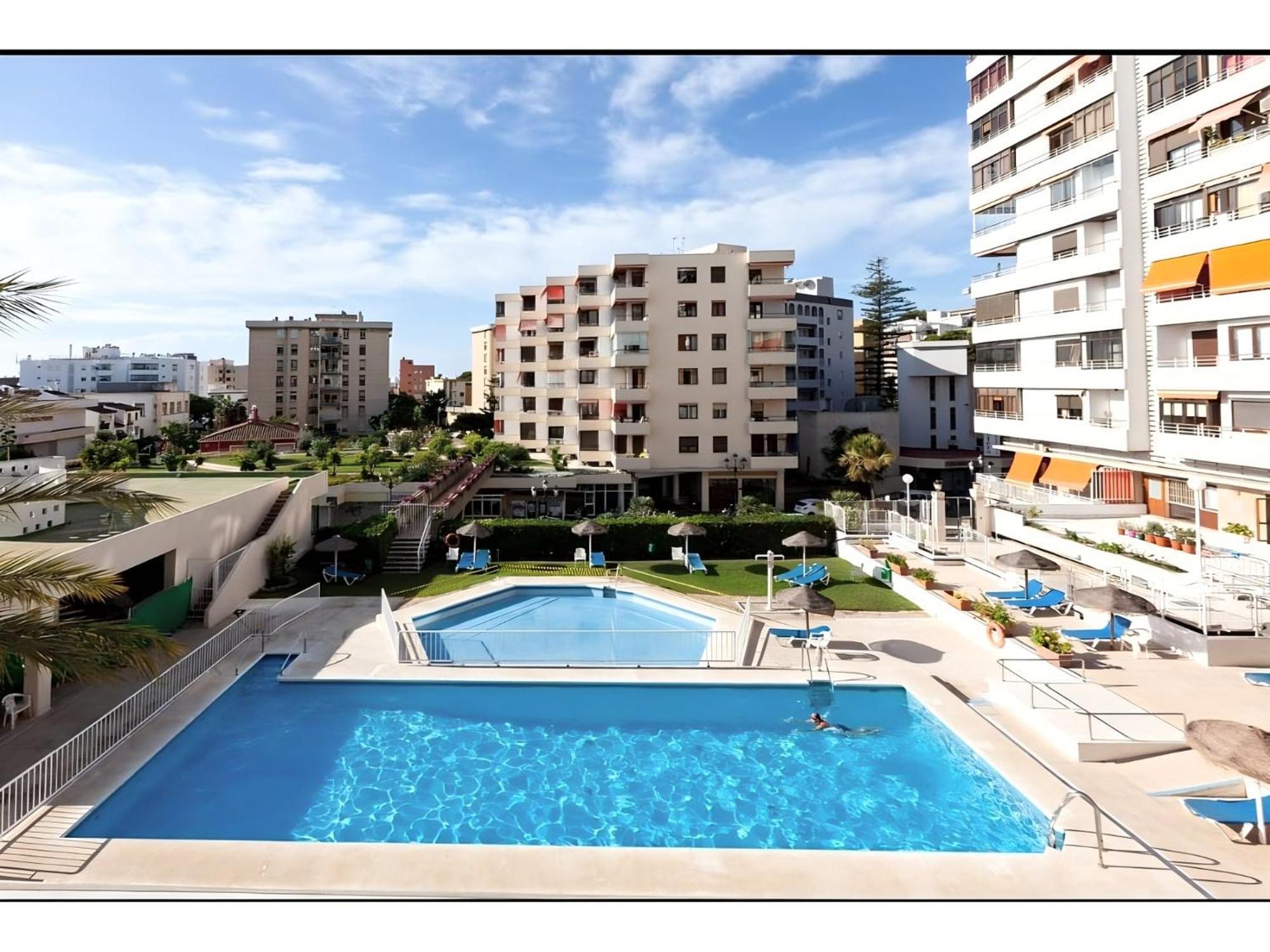 Oasis Sea & Sky - La Nogalera Apartment Torremolinos Bagian luar foto